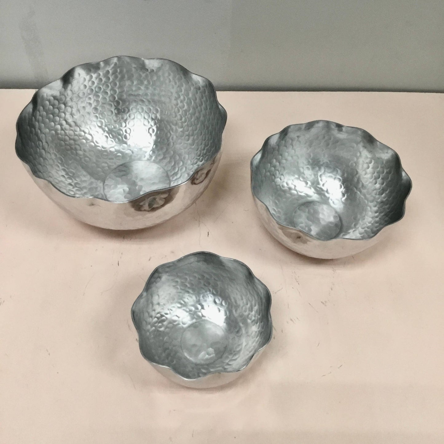 Hammered Aluminum Petal Bowls S/3