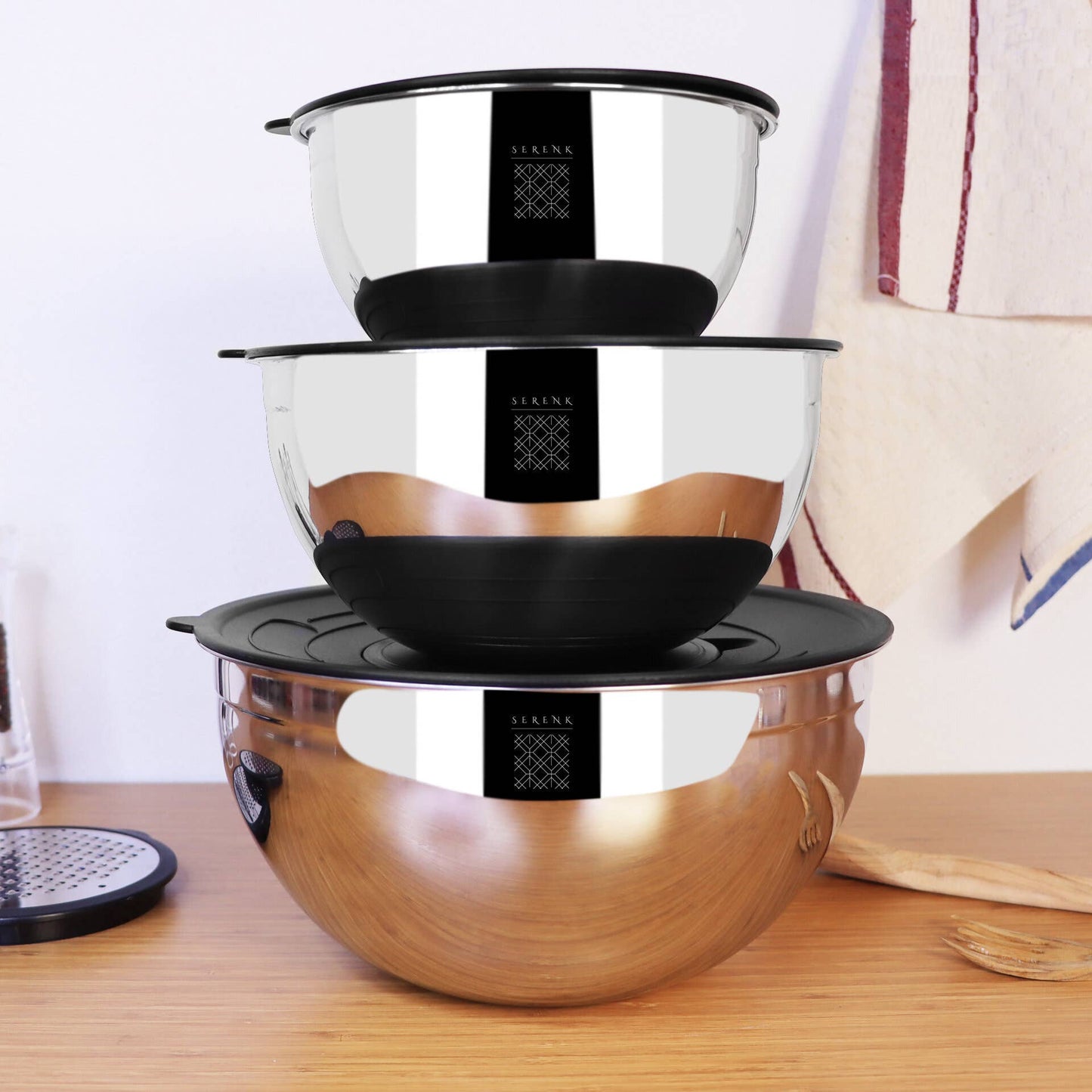 Serenk Modernist Stainless Steel 9-Piece Mixing Bowl Set